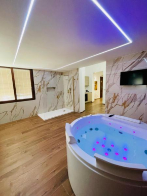 Suite169 Gold